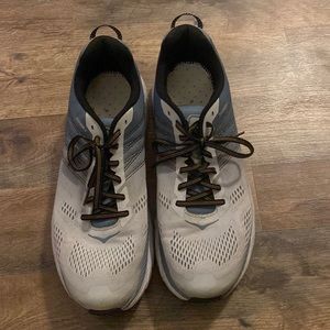 Mens Hoka running shoe size 11.5